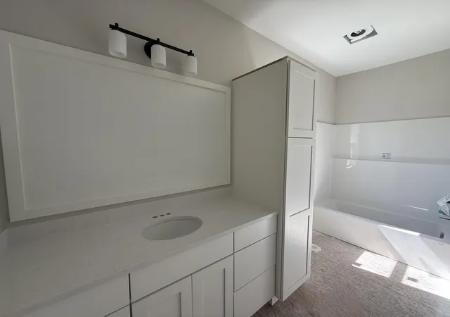 Listing Photo 4 - Condo for sale in building located at 1609 Eagle Vw Trl, Zeeland, MI 49464 - Unit #Lot 1