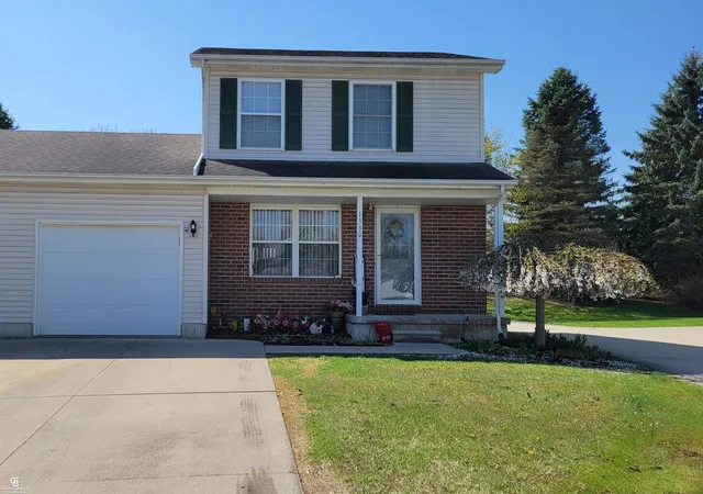 Photo 1 of Condo for sale at 1330 Huron Blvd, Marysville, MI 48040 | MLS# 58050205874 | Listing updated on 2026-09-04