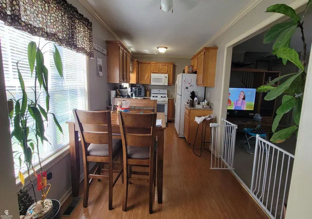 Photo 4 of Condo for sale at 1330 Huron Blvd, Marysville, MI 48040 | MLS# 58050205874 | Listing updated on 2026-09-04