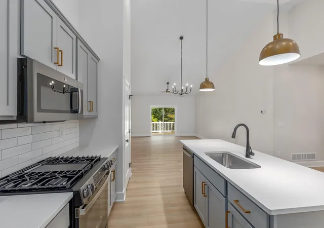 Photo 3 of Condo for sale at 2843 W Cobblestone Ct SE #18, Grand Rapids, MI 49512 | MLS# 65026019667 | Listing updated on 2026-09-09