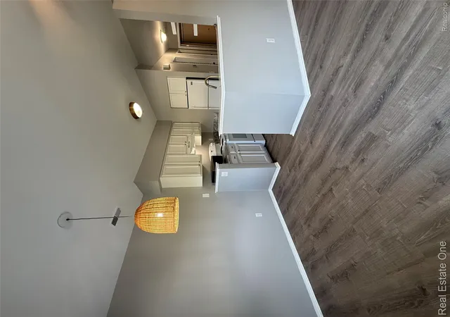 Listing Photo 4 - Condo for sale in building located at 403 Water Tower Cir, Brighton, MI 48116 - Unit #92