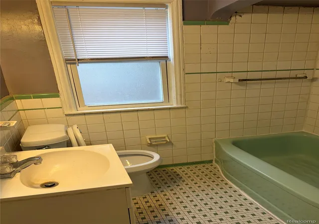 Photo 3 of Single family home for sale at 15860 Fordham St, Detroit, MI 48205 | MLS# 20261031440 | Listing updated on 2026-09-09