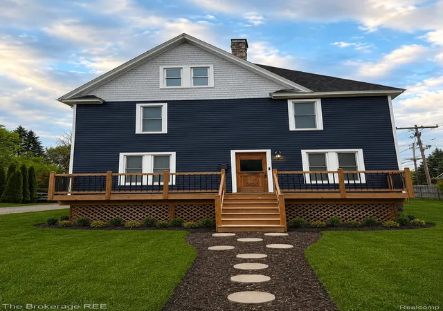 Photo 1 of Single family home for sale at 11 1st Street, Oxford, MI 48371 | MLS# 20261031731 | Listing updated on 2026-09-11