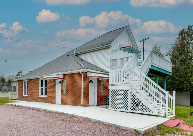 Photo 2 of Single family home for sale at 2400 N Lakeshore Rd, Carsonville, MI 48419 | MLS# 20261031895 | Listing updated on 2026-09-09