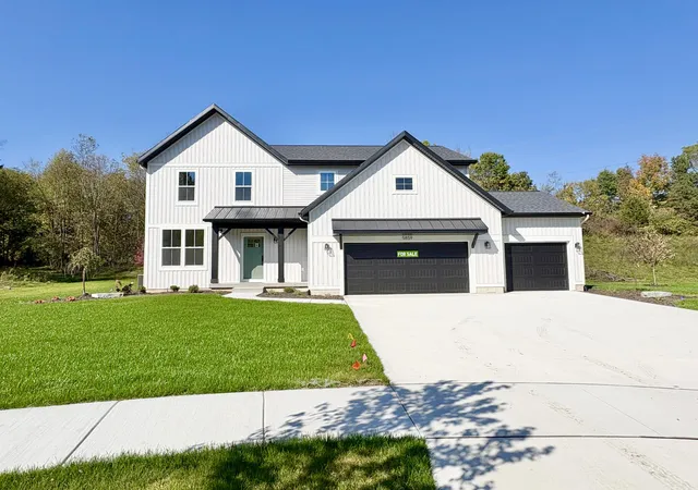 Photo 1 of Single family home for sale at 5859 Valley Point Dr Se, Caledonia, MI 49316 | MLS# 65026020534 | Listing updated on 2026-10-26