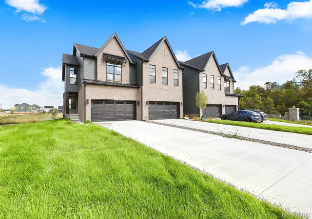Photo 1 of Condo for sale at 5419 Poppydrew Ln #56, Pittsfield Charter Township Washtenaw, MI 48108 | MLS# 20261035510 | Listing updated on 2026-10-11