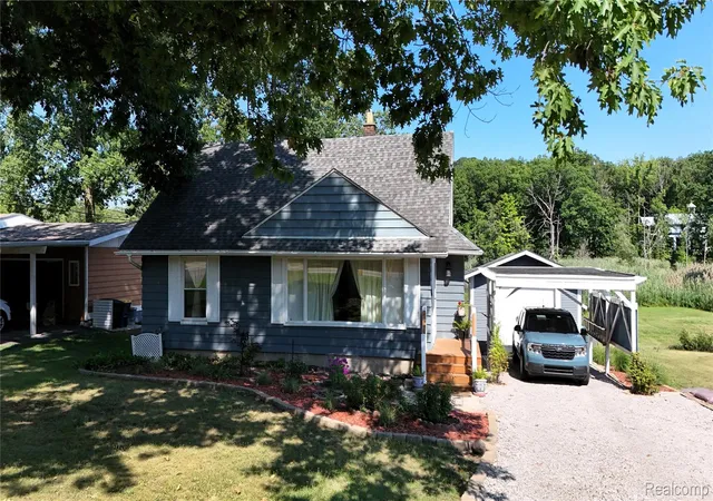 Photo 1 of Single family home for sale at 22827 Meridian Rd, Grosse Ile, MI 48138 | MLS# 20261036223 | Listing updated on 2026-09-27