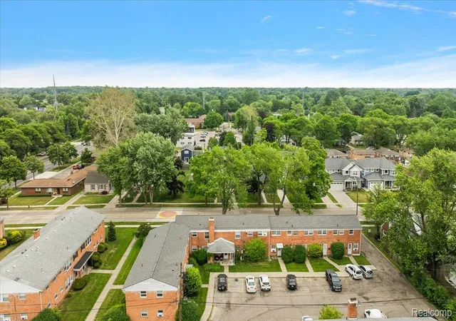 Photo 21 of Condo for sale at 3211 Benjamin Ave #13, Royal Oak, MI 48073 | MLS# 20261036244 | Listing updated on 2026-09-09