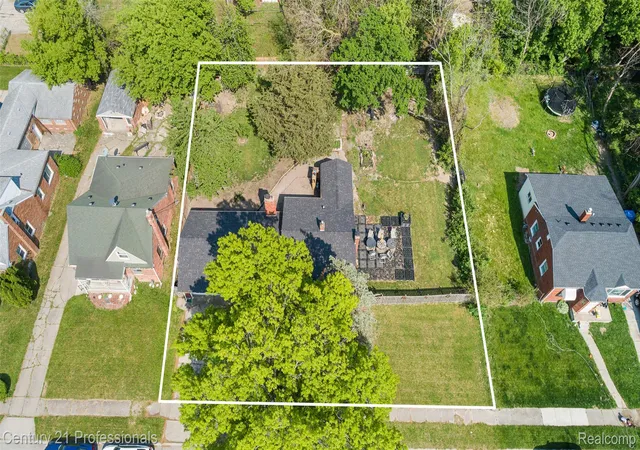 Photo 3 of Single family home for sale at 3231 Spruce St, Inkster, MI 48141 | MLS# 20261036324 | Listing updated on 2026-10-13