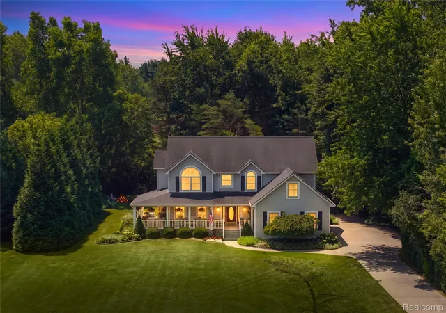 Photo 1 of Single family home for sale at 3837 Spartan Dr, Fort Gratiot, MI 48059 | MLS# 20261036377 | Listing updated on 2026-09-11