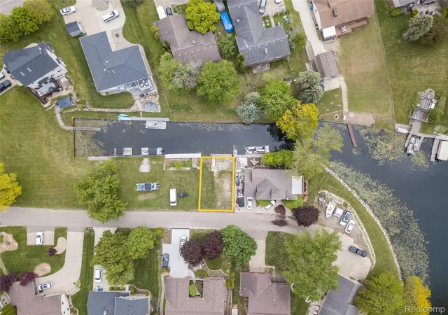 Photo 3 of Land for sale at 000 Wendell Dr, Fenton, MI 48430 | MLS# 20261036778 | Listing updated on 2026-09-10