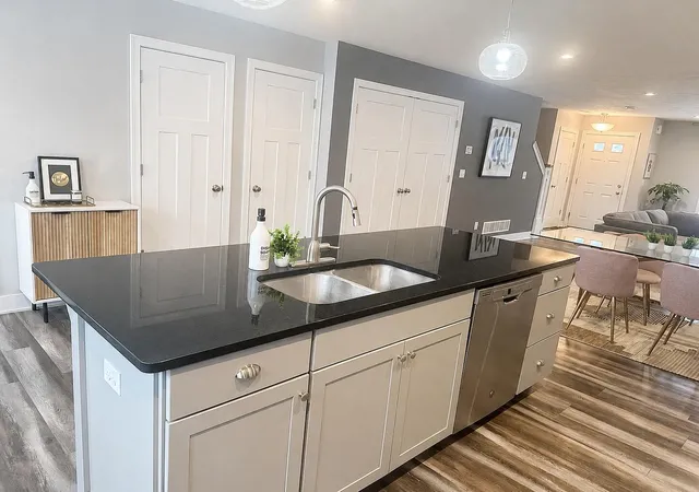 Listing Photo 4 - Condo for sale in building located at 6919 Myers Lake Ave Ne, Kent, MI 49341 - Unit #9