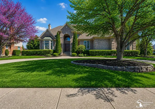 Photo 2 of Single family home for sale at 4592 Forestview Dr, West Bloomfield, MI 48322 | MLS# 57050208810 | Listing updated on 2026-10-06