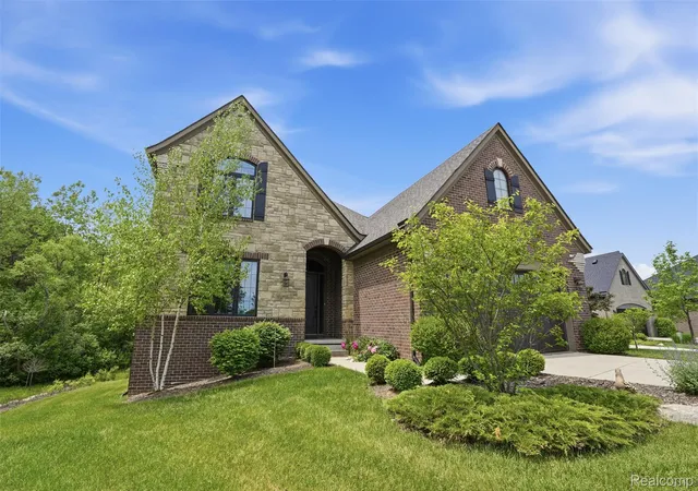 Photo 3 of Single family home for sale at 11701 Tuscany Ct, Plymouth Charter Township Wayne, MI 48170 | MLS# 20261038372 | Listing updated on 2026-09-11