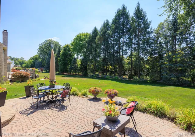 Photo 2 of Single family home for sale at 14092 Middlebury, Shelby Township, MI 48315 | MLS# 20261038761 | Listing updated on 2026-09-18