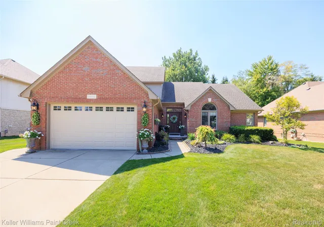 Photo 3 of Single family home for sale at 14092 Middlebury, Shelby Township, MI 48315 | MLS# 20261038761 | Listing updated on 2026-09-18