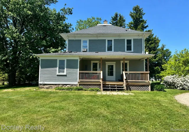 Photo 3 of Single family home for sale at 1810 Wheeler Rd, Snover, MI 48472 | MLS# 20261038949 | Listing updated on 2026-09-10