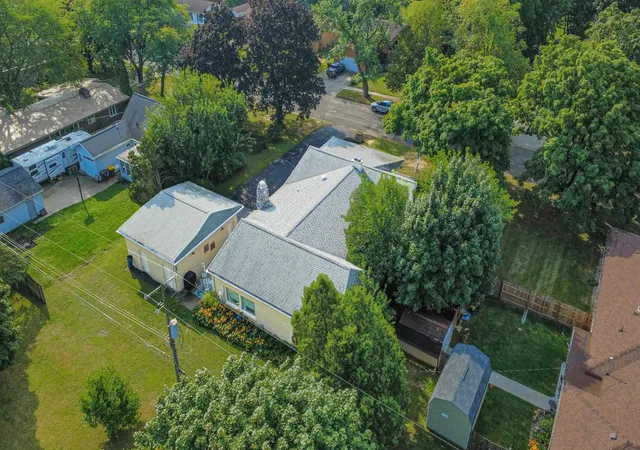 Photo 2 of Single family home for sale at 1006 Falkirk Rd, Alma, MI 48801 | MLS# 79080069050 | Listing updated on 2026-09-11