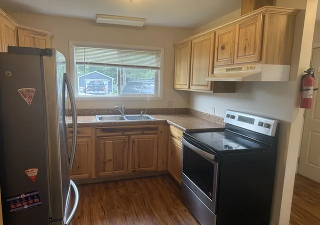Photo 3 of Single family home for sale at 504 Spring St, Big Rapids, MI 49307 | MLS# 72026026134 | Listing updated on 2026-09-07