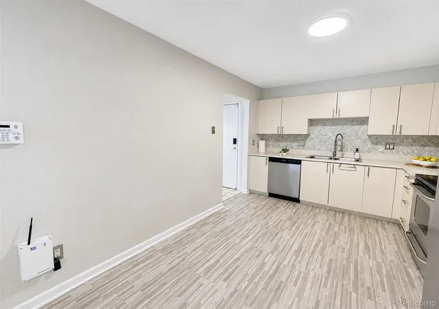 Photo 3 of Condo for sale at 30450 Orchard Lake Rd #73, Farmington Hills, MI 48334 | MLS# 20261040379 | Listing updated on 2026-09-12