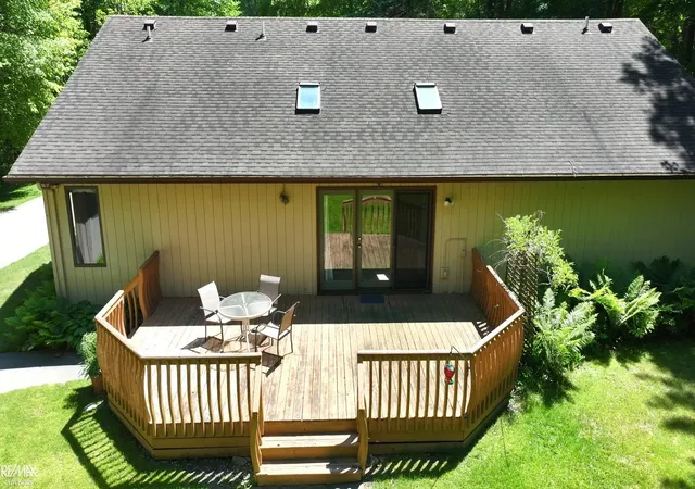Photo 3 of Single family home for sale at 6440 Benoit Rd, Clay, MI 48001 | MLS# 58050209921 | Listing updated on 2026-09-11