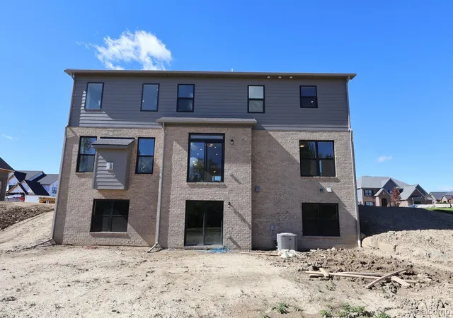Photo 2 of Single family home for sale at 61904 Hevel Ln, Washington, MI 48094 | MLS# 20261041757 | Listing updated on 2026-10-21