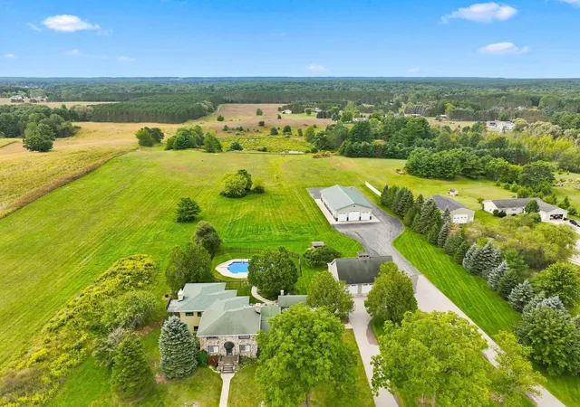 Photo 1 of Single family home for sale at 6801 Secor Rd, Traverse City, MI 49685 | MLS# 78080069362 | Listing updated on 2026-09-10
