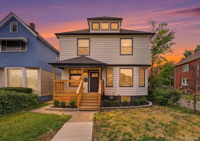 Photo 1 of Single family home for sale at 2501 Seyburn St, Detroit, MI 48214 | MLS# 20261042489 | Listing updated on 2026-09-11