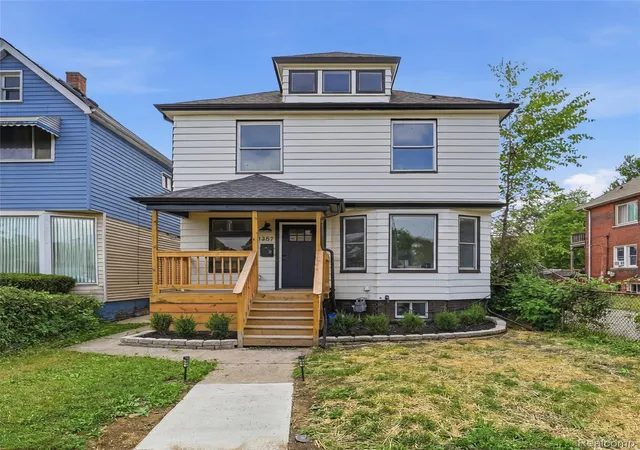 Photo 2 of Single family home for sale at 2501 Seyburn St, Detroit, MI 48214 | MLS# 20261042489 | Listing updated on 2026-09-11