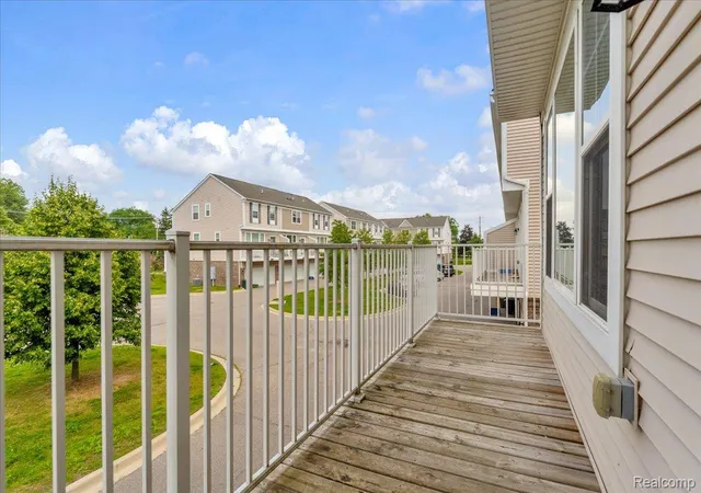 Photo 4 of Condo for sale at 4600 Bradley Cir, Troy, MI 48085 | MLS# 20261042524 | Listing updated on 2026-10-13