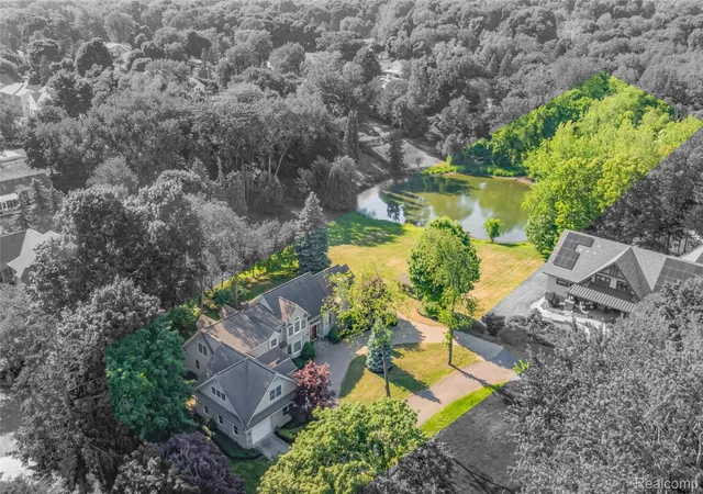 Photo 3 of Single family home for sale at 905 Spring Dr, Northville, MI 48167 | MLS# 20261042641 | Listing updated on 2026-09-03