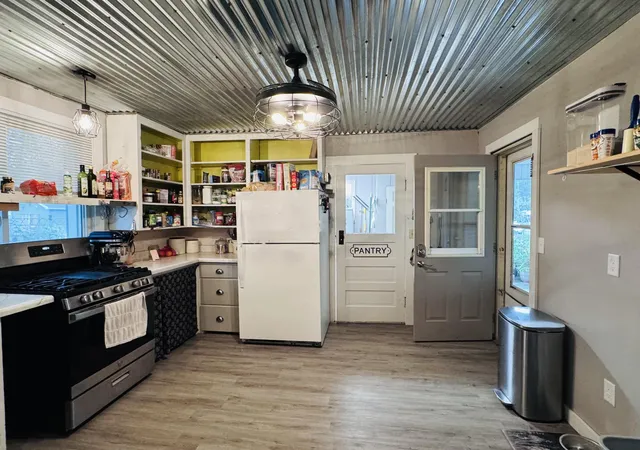 Photo 2 of Single family home for sale at 315 N Maple St, Marcellus, MI 49067 | MLS# 69026029169 | Listing updated on 2026-10-07