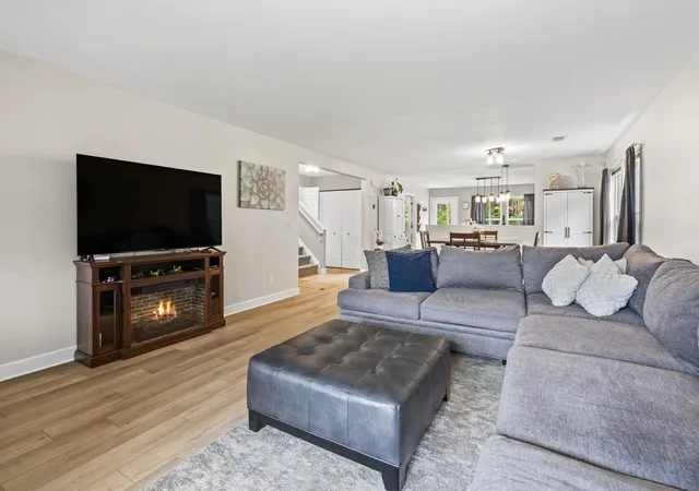 Photo 3 of Single family home for sale at 9643 Pattys Ln, Traverse City, MI 49684 | MLS# 78080069633 | Listing updated on 2026-09-09