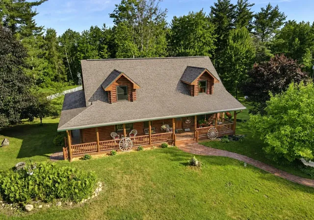 Photo 1 of Single family home for sale at 8100 Hodge Rd, Kingsley, MI 49649 | MLS# 78080069960 | Listing updated on 2026-09-06