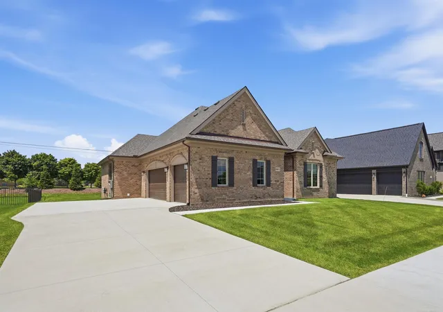 Photo 2 of Single family home for sale at 55671 Bay Oaks Ct, Utica, MI 48315 | MLS# 58050212062 | Listing updated on 2026-09-11