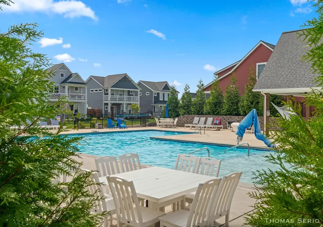 Photo 2 of Condo for sale at 940 S Lake St, Whitehall, MI 49461 | MLS# 71026030948 | Listing updated on 2026-09-09