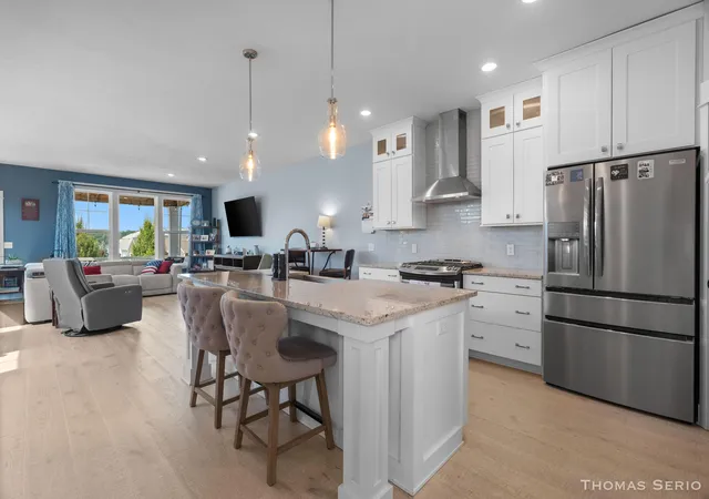 Photo 3 of Condo for sale at 940 S Lake St, Whitehall, MI 49461 | MLS# 71026030948 | Listing updated on 2026-09-09