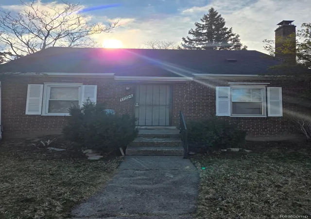 Photo 1 of Sale Pending at 11724 Wayburn St, Detroit, MI 48224 | MLS# 20261047101 | Listing updated on 2026-10-06