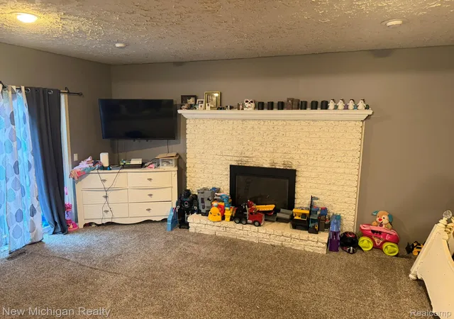 Photo 2 of Single family home for sale at 28555 Secretariat Ct, Roseville, MI 48066 | MLS# 20261047407 | Listing updated on 2026-09-02