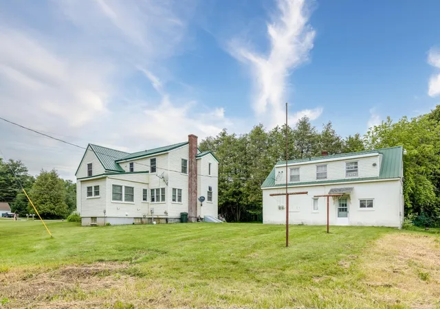 Photo 2 of Single family home for sale at 5957 Lakeshore Rd, Lexington, MI 48450 | MLS# 58050212608 | Listing updated on 2026-09-07