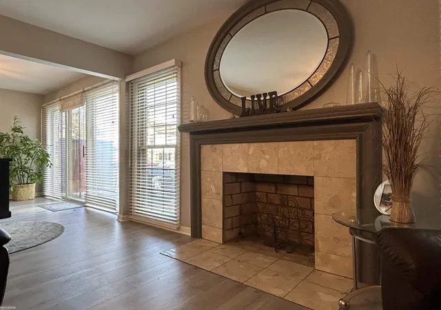 Listing Photo 4 - Condo for sale in building located at 49283 Ashley Ct, Shelby Township, MI 49415