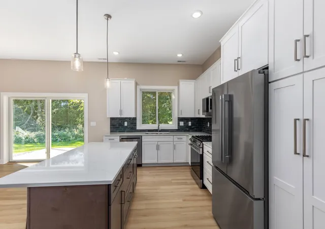 Listing Photo 3 - Condo for sale in building located at 1500 Poppy Pt Dr, Jenison, MI 49428
