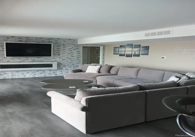 Photo 3 of Condo for sale at 34432 Jefferson Ave, Harrison Township, MI 48045 | MLS# 20261048831 | Listing updated on 2026-10-19