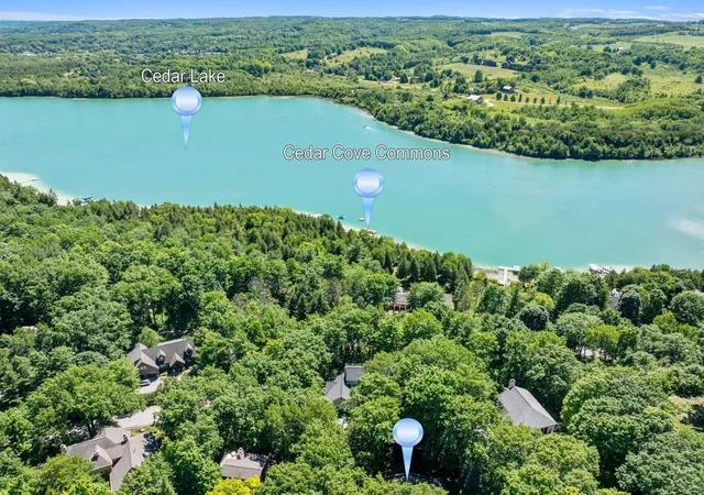 Photo 1 of Single family home for sale at 10268 E Twin Oaks Dr, Traverse City, MI 49684 | MLS# 78080070337 | Listing updated on 2026-10-12