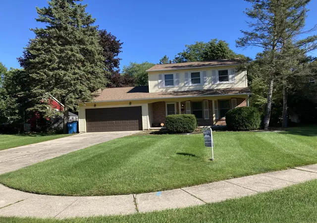 Photo 2 of Single family home for sale at 1685 Sheffield Dr, Ypsilanti, MI 48198 | MLS# 81026032468 | Listing updated on 2026-09-11