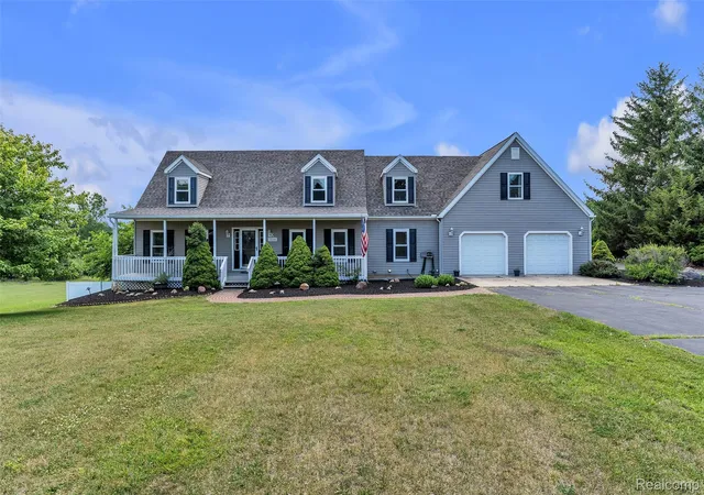 Photo 2 of Single family home for sale at 10146 Marshall Rd, South Lyon, MI 48178 | MLS# 20261049165 | Listing updated on 2026-09-16