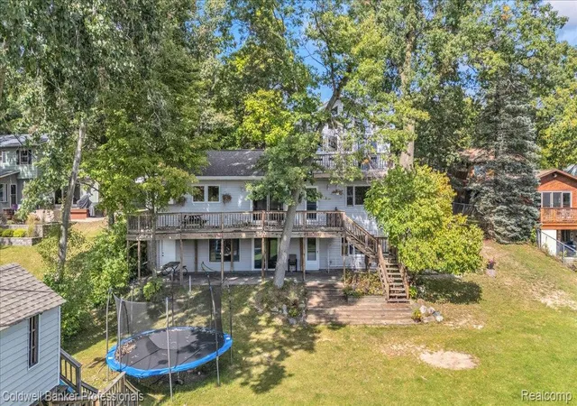 Photo 2 of Single family home for sale at 1325 Elkhorn Lake Rd, Lake Orion, MI 48362 | MLS# 20261049257 | Listing updated on 2026-10-18