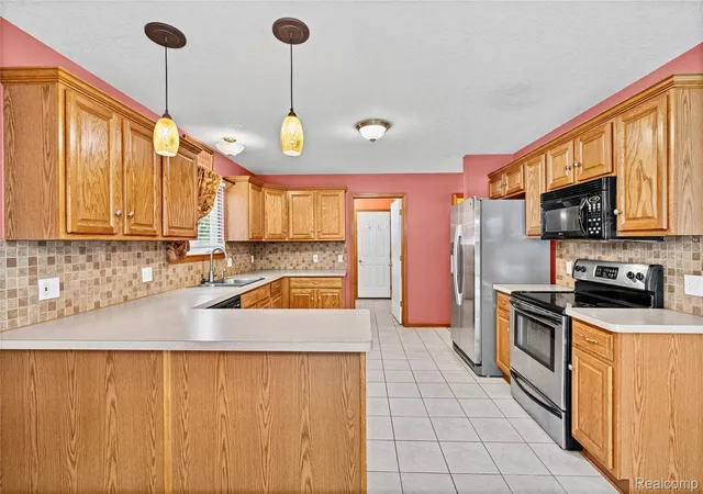 Photo 4 of Single family home for sale at 4268 Meadows Ave, Grand Blanc, MI 48439 | MLS# 20261049798 | Listing updated on 2026-10-03