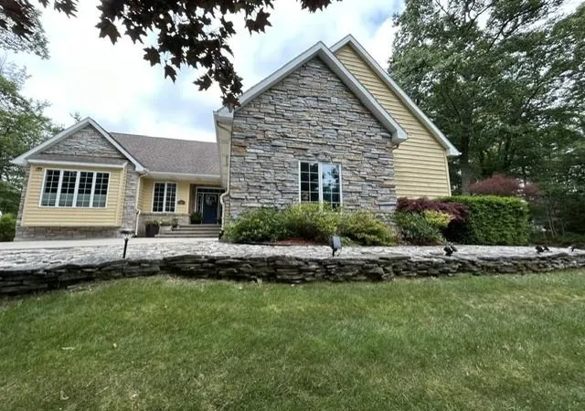 Photo 3 of Single family home for sale at 7021 Lakewood Dr, Oscoda, MI 48750 | MLS# 77080070505 | Listing updated on 2026-09-08