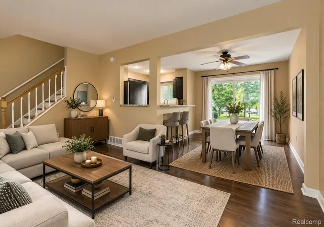 Listing Photo 5 - Condo for sale in building located at 3023 Wolverine Dr, Ann Arbor, MI 48108